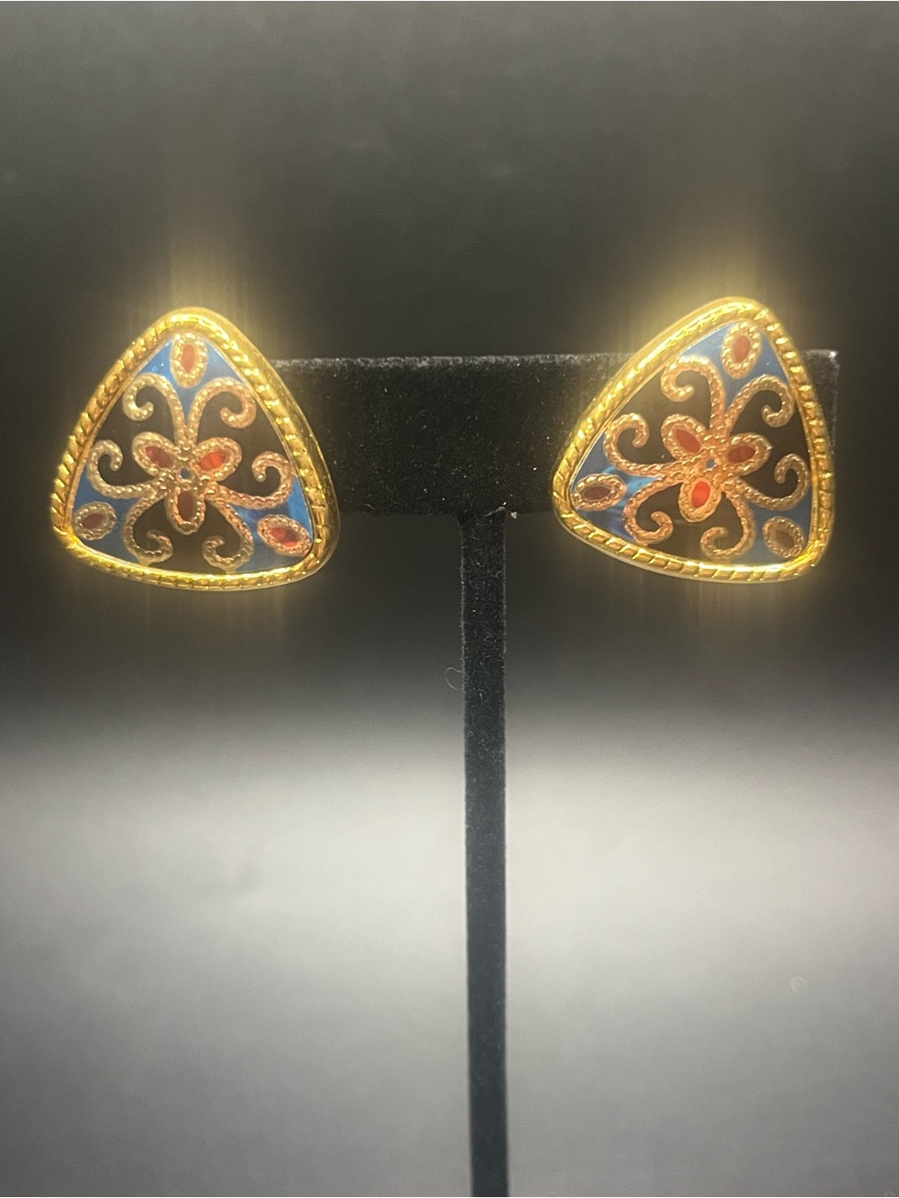 Vintage Cloisonné Enamel Gold Tone Clip On Earrings